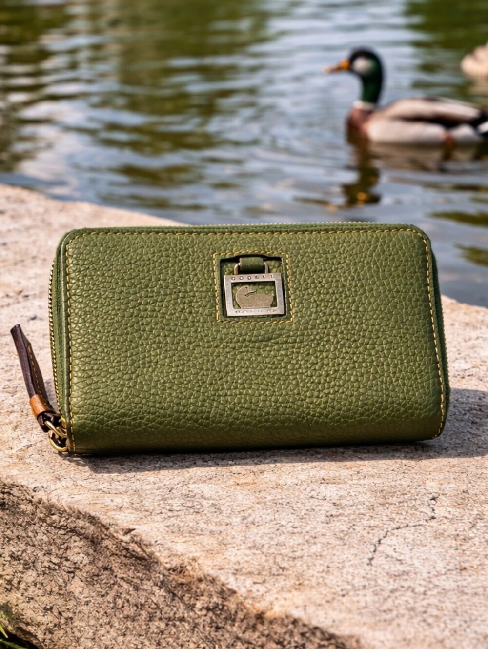 Dooney & Bourke Pebbled Leather Zip Wallet - EUC